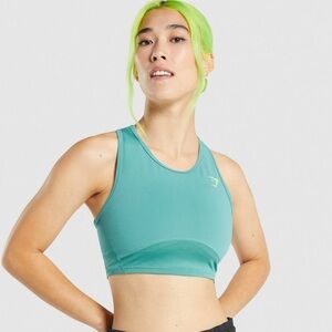 GYMSHARK PULSE CROP TANK. Size Large EUC